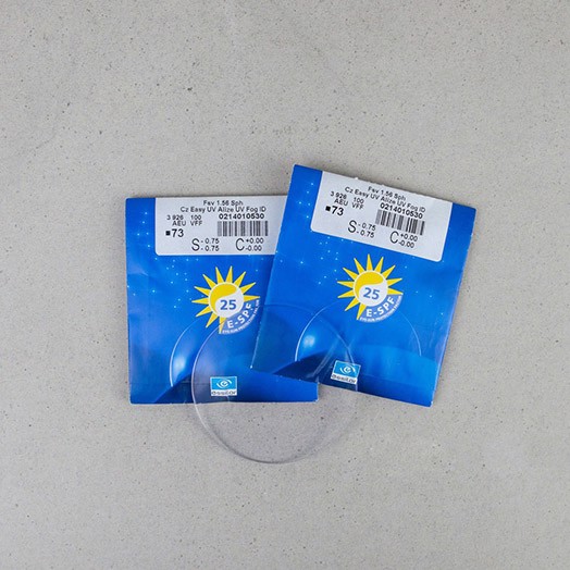 Tròng kính chống Tia UV Essilor Crizal Sapphire as uv airmark 1.56